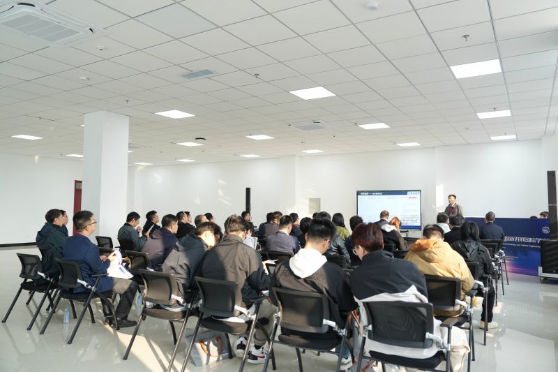 分论坛会场3.jpg